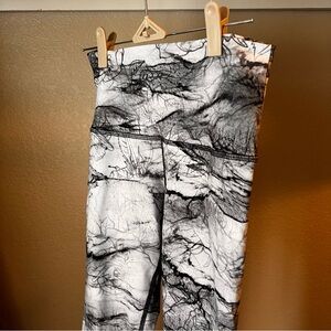 Women’s Activewear Leggings Bundle - Various Styles & Sizes